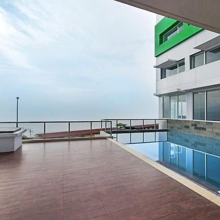 Whiz Prime Hotel Megamas Μανάντο Εξωτερικό φωτογραφία