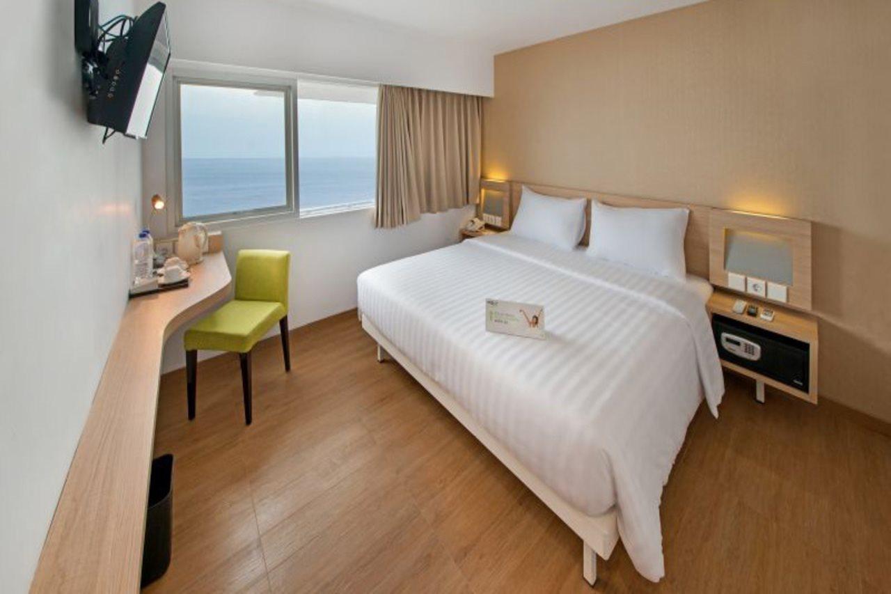 Whiz Prime Hotel Megamas Μανάντο Εξωτερικό φωτογραφία